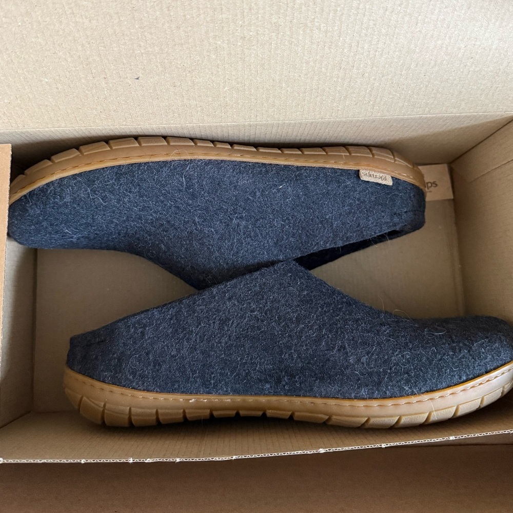 Glerups 100% Wool Original Men's Gray Slippers with Tan Sole size 44